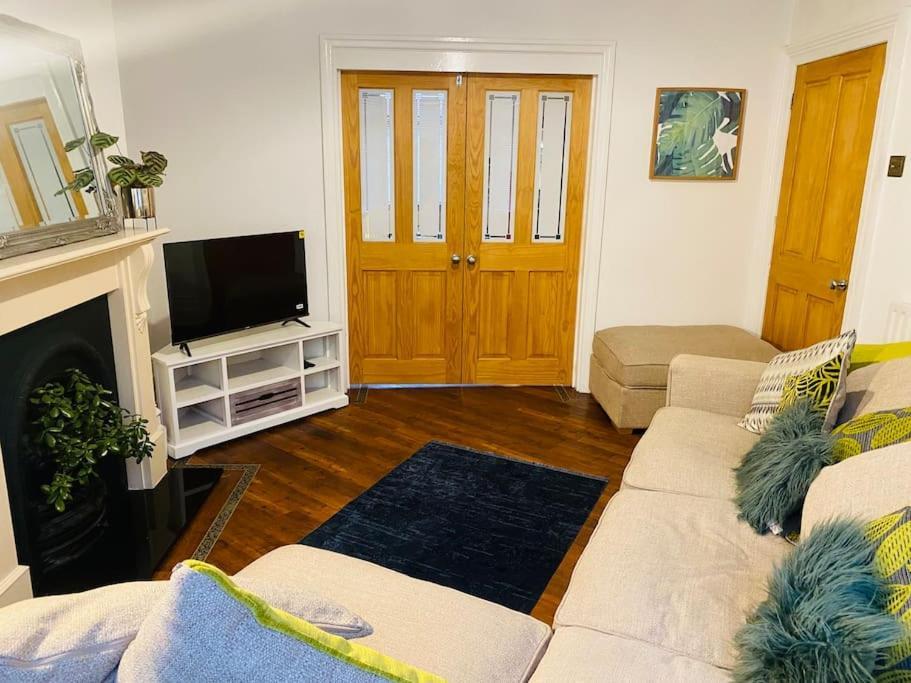Spacious, Cosy 3 Bedroom House In Preston. Preston  Exterior photo